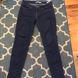 Dark wash Levi’s
